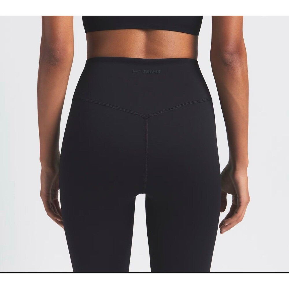 NIKE SKIMS Matte slim flare legging - Picture 5 of 8